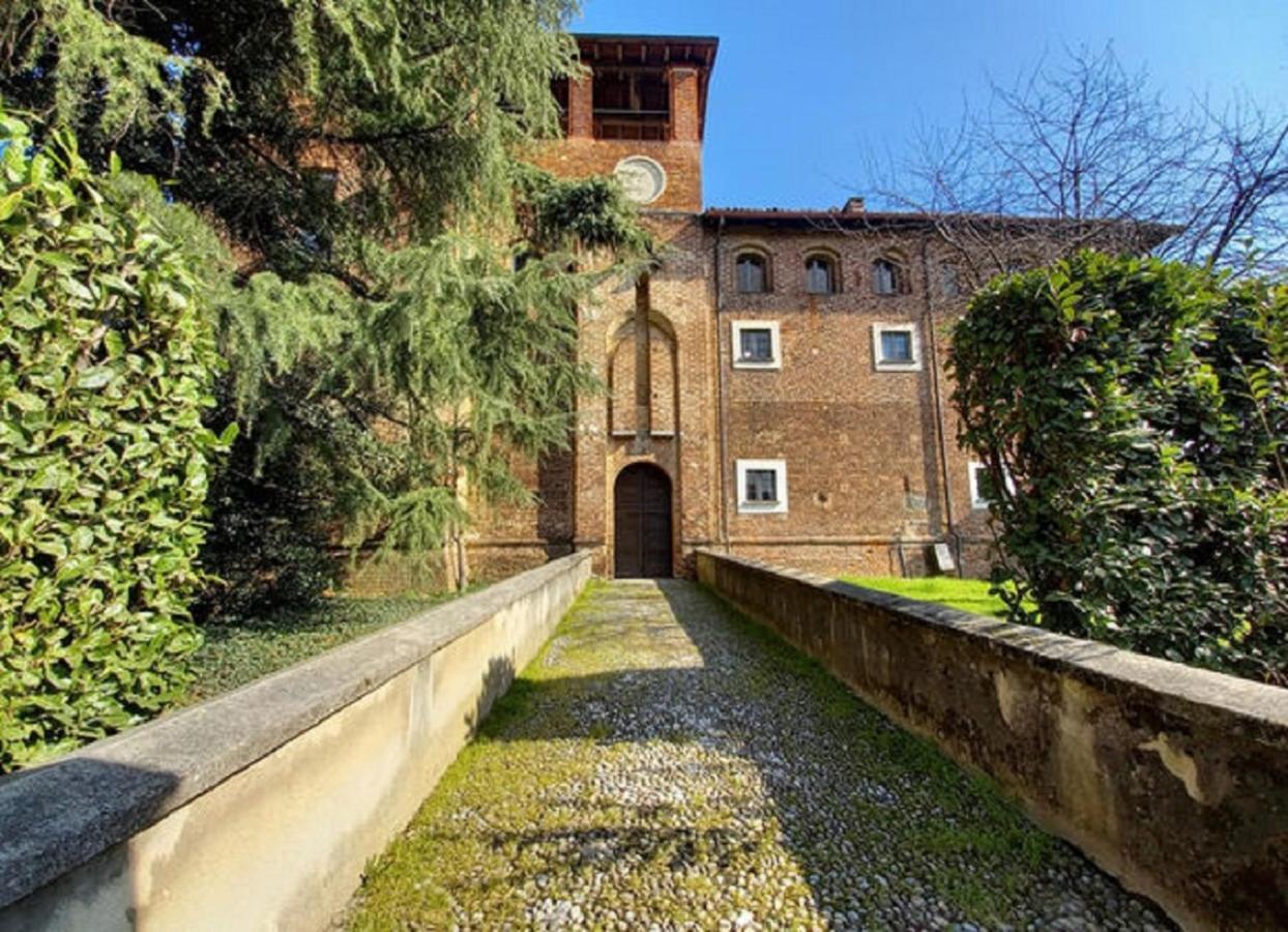 Alice Nel Paese Delle Meraviglie Sulbiate Exterior foto